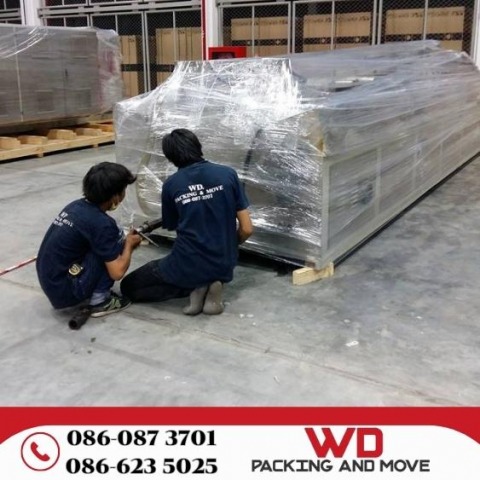 Unloading , Unpacking & Machine Moving
